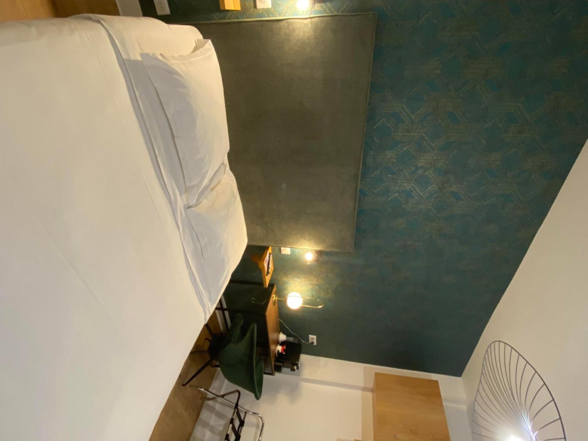 Hotel Le Central Boussac  Zewnętrze zdjęcie