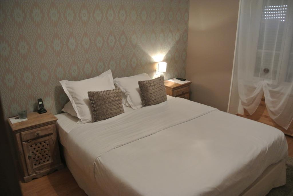 Hotel Le Central Boussac  Pokój zdjęcie