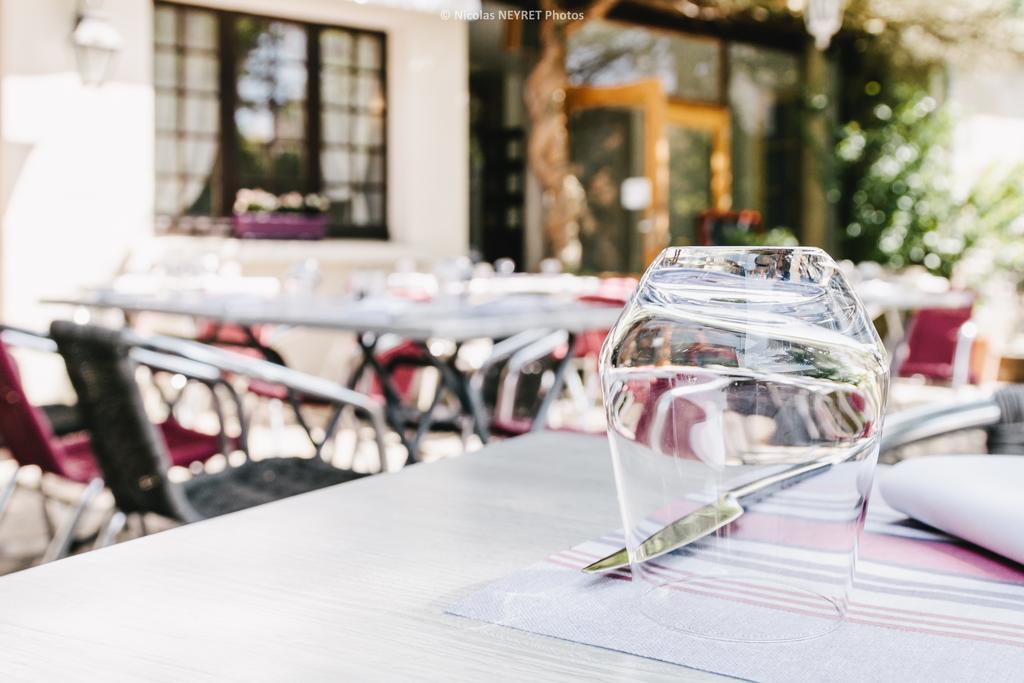 Hotel Le Central Boussac  Zewnętrze zdjęcie