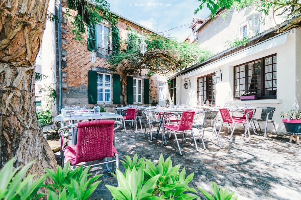Hotel Le Central Boussac  Zewnętrze zdjęcie