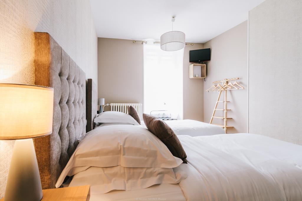 Hotel Le Central Boussac  Zewnętrze zdjęcie